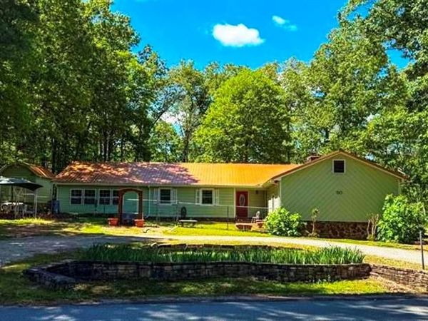 50 Cherokee Drive, Cherokee Village, AR 72529