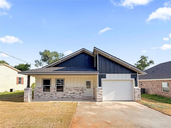 1124 Jones Street, Greenville, TX 75401