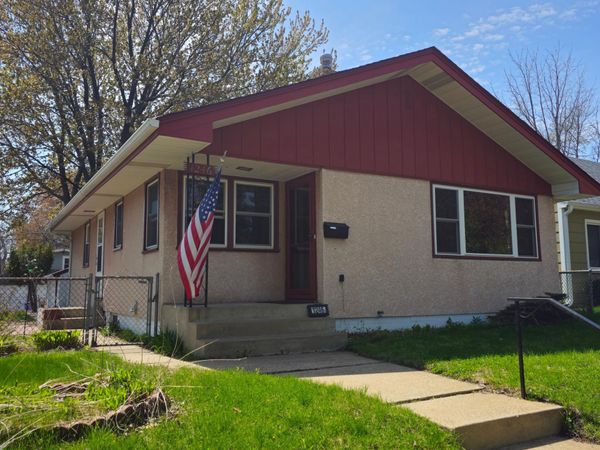 1246 Hewitt Avenue, Saint Paul, MN 55104