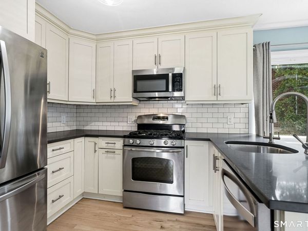 80 County, Unit 8A, Norwalk, CT 06851