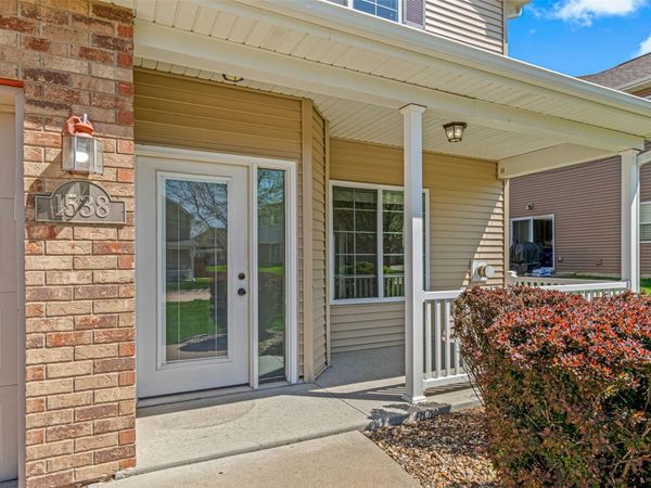 1538 Burr Drive , North Liberty, IA 52317
