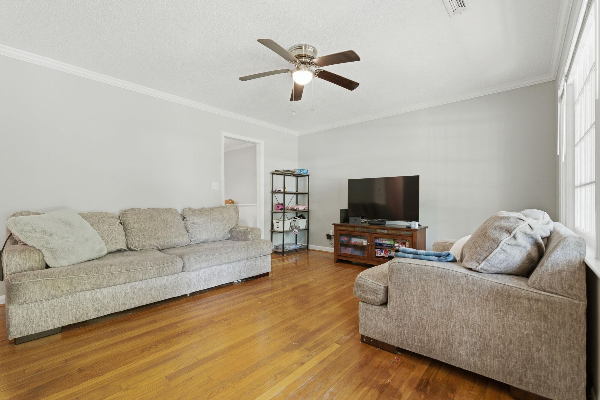 411 Forest Circle Photo 13