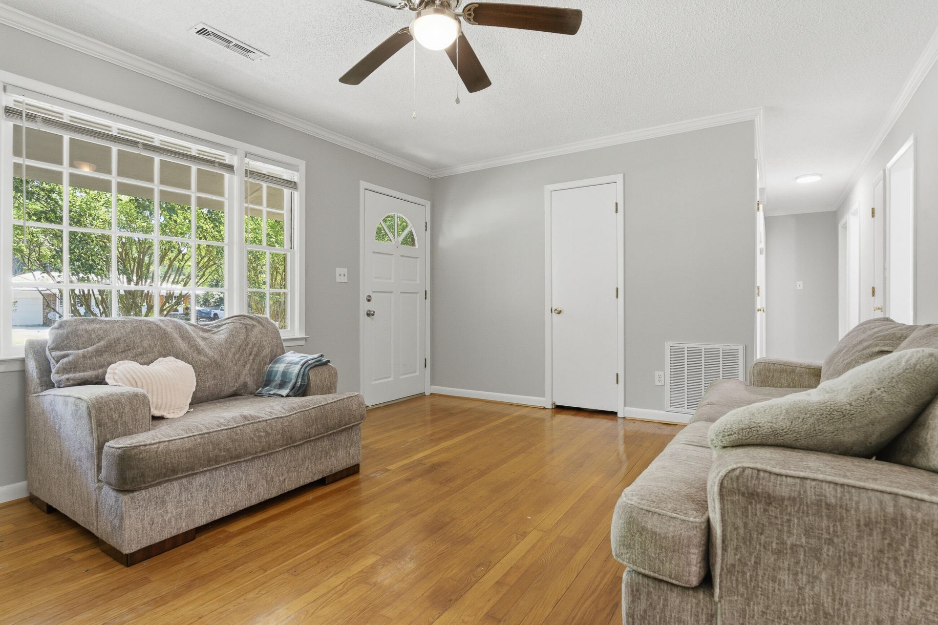 411 Forest Circle Photo 14
