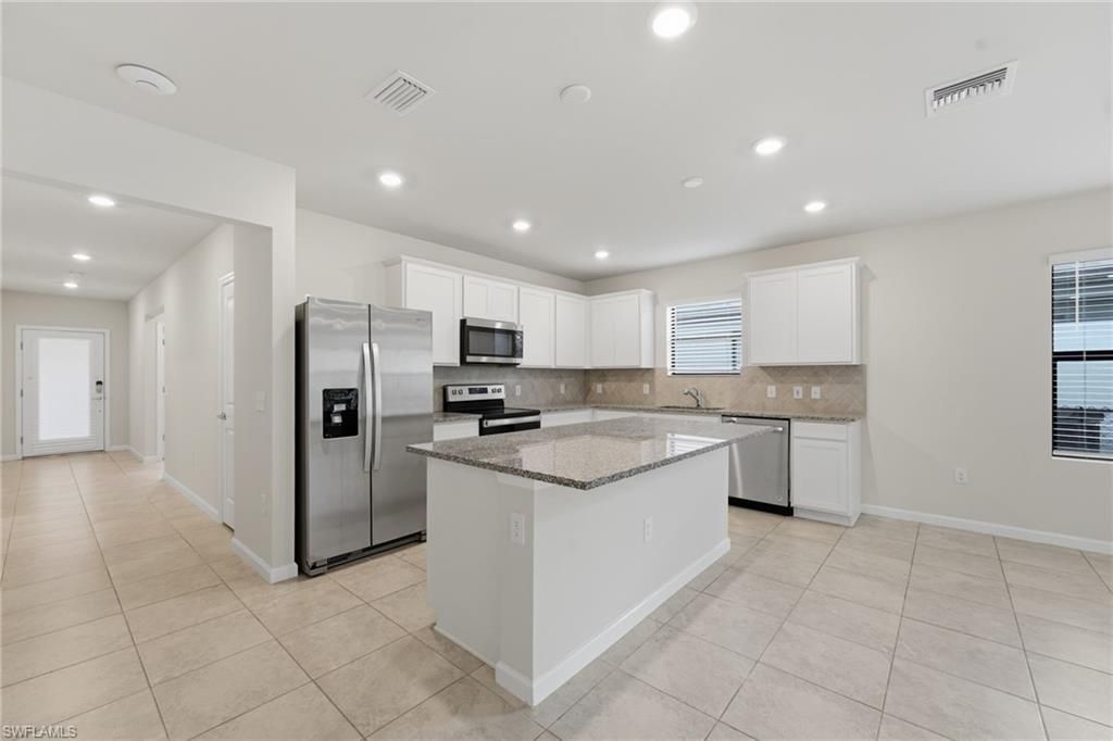 16048 Beachberry Dr, North Fort Myers, FL 33917 Photo