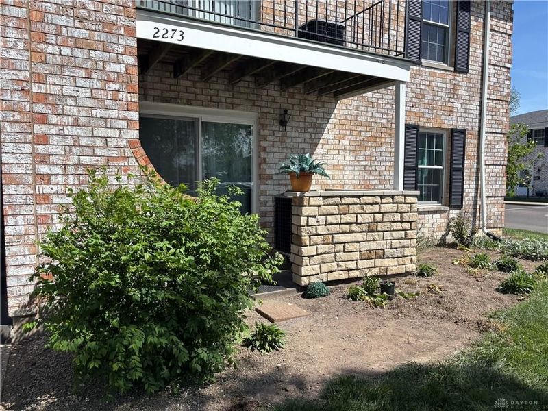 2273 Crew Circle, West Carrollton, OH 45439 Photo 2