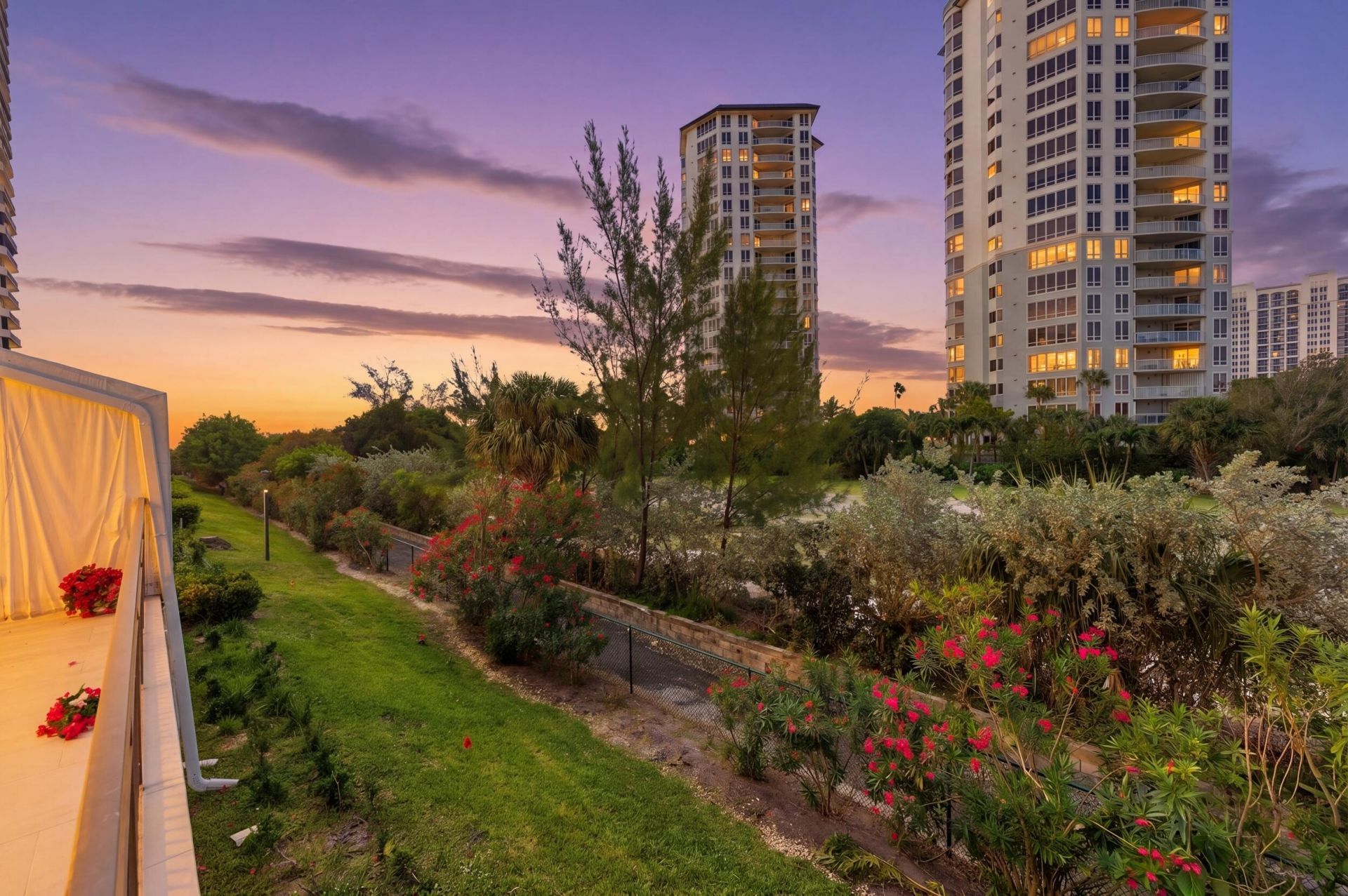 3972 N Ocean Drive, Unit 5, Singer Island, FL 33404 Photo