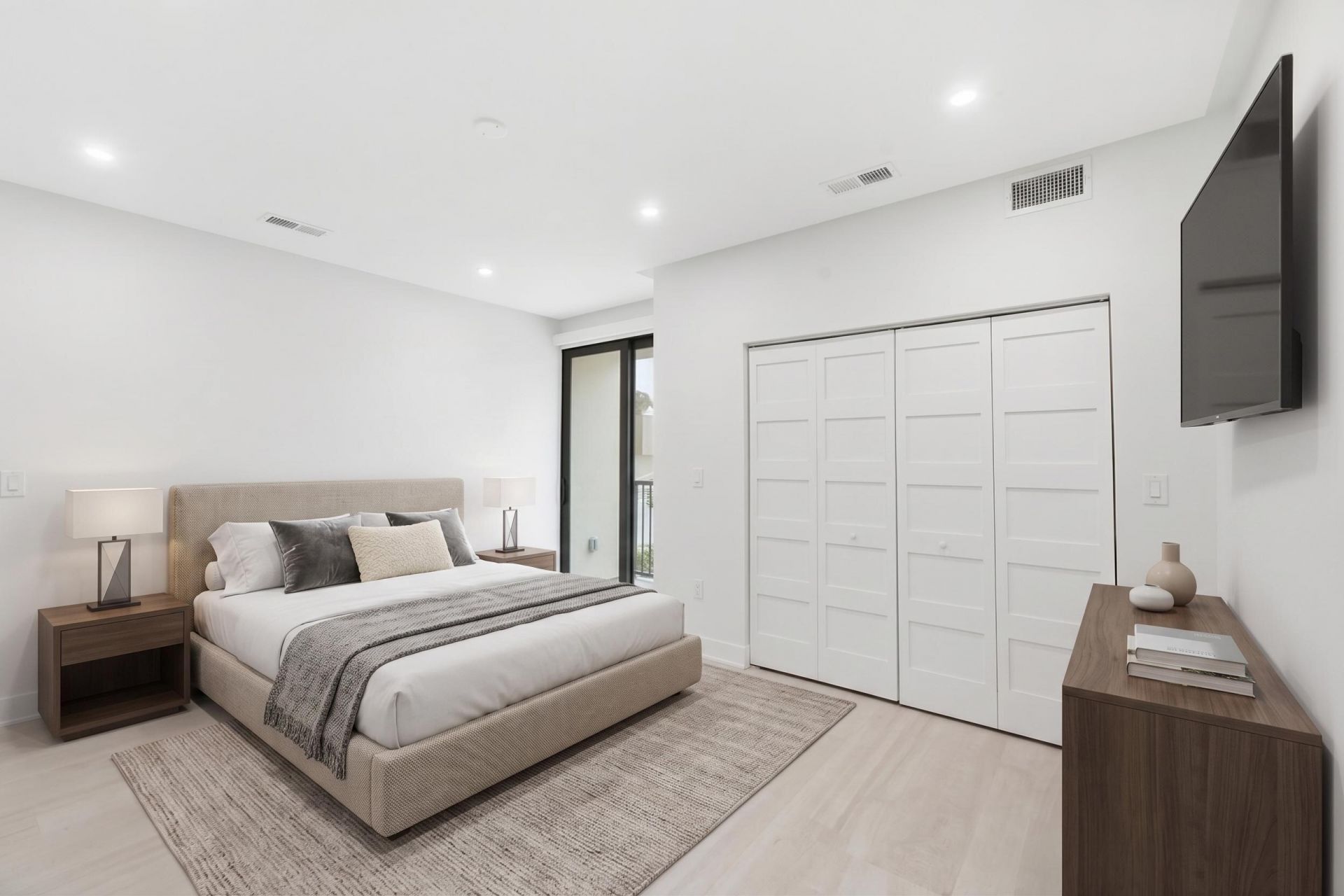 3972 N Ocean Drive, Unit 5, Singer Island, FL 33404 Photo