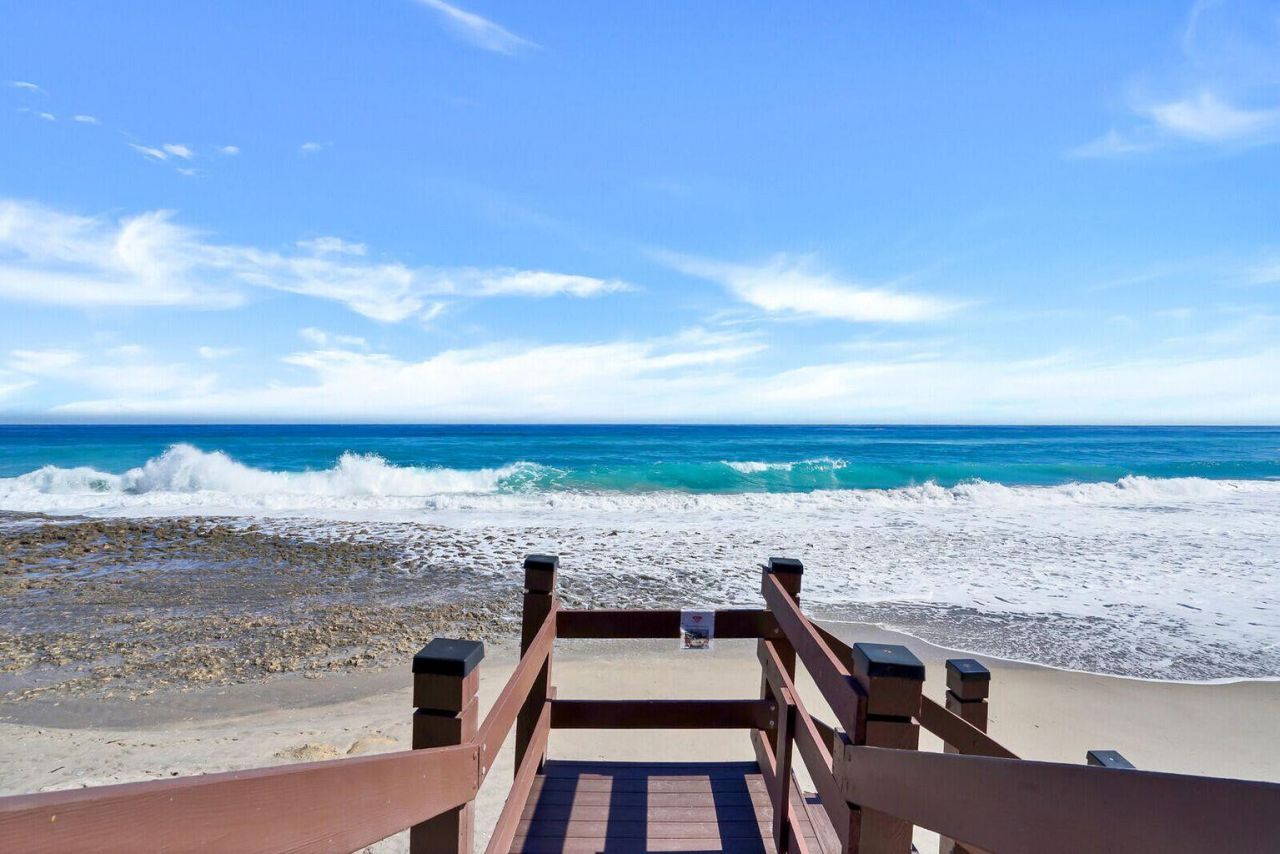 3972 N Ocean Drive, Unit 5, Singer Island, FL 33404 Photo