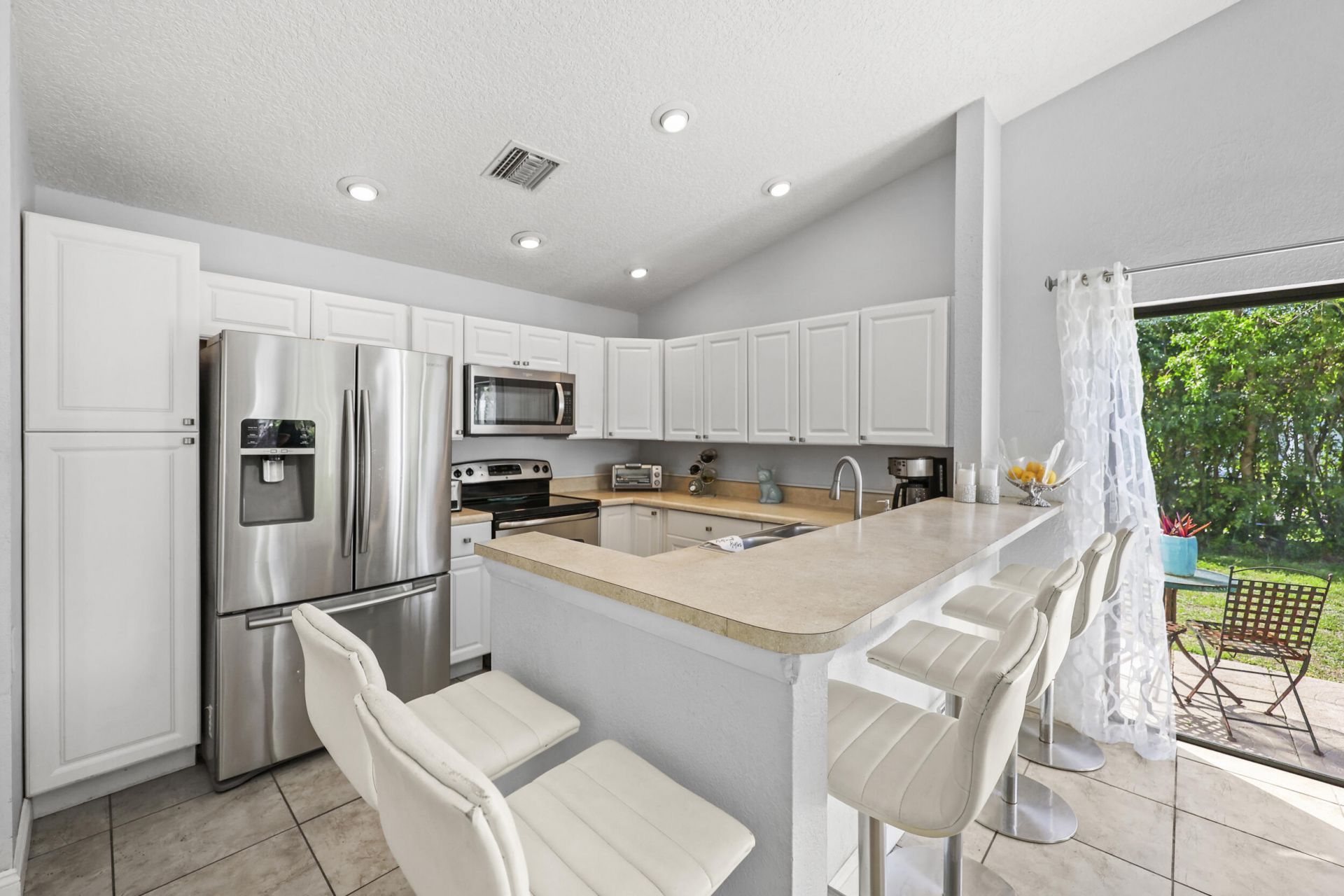 21059 Rustlewood Avenue, Boca Raton, FL 33428 Photo