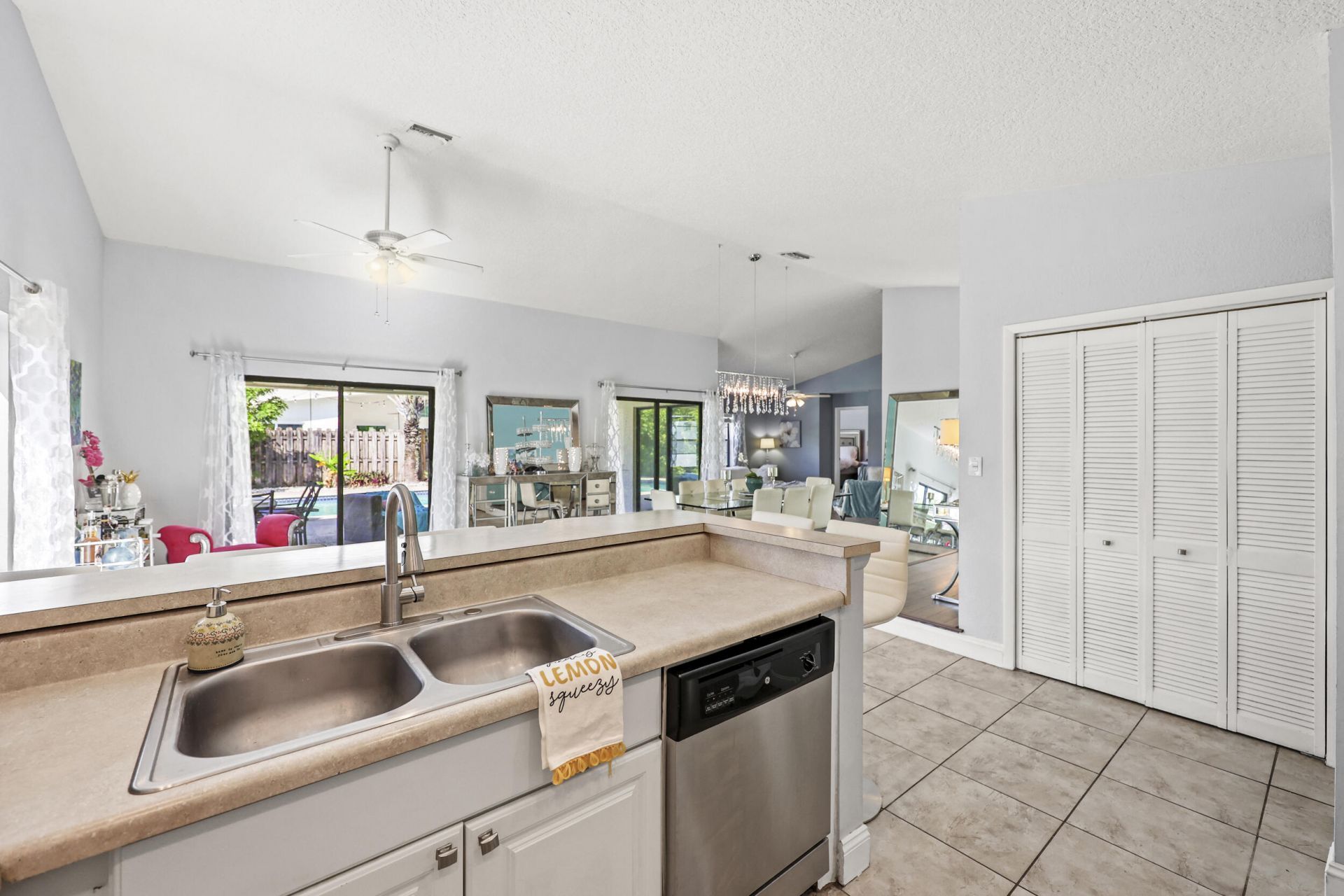 21059 Rustlewood Avenue, Boca Raton, FL 33428 Photo