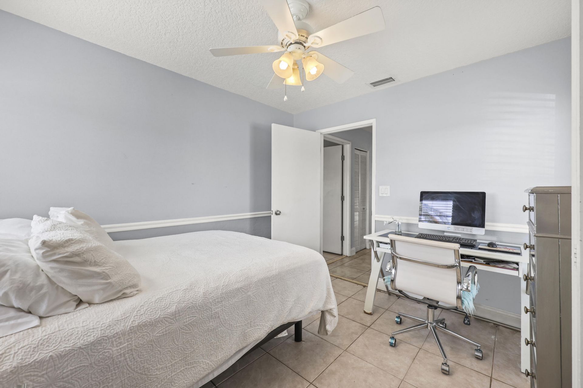 21059 Rustlewood Avenue, Boca Raton, FL 33428 Photo