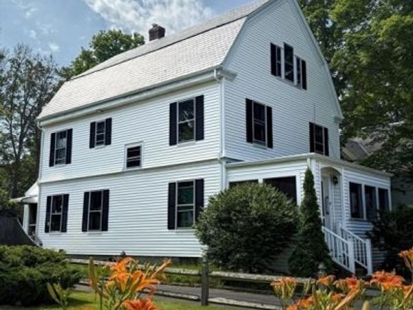 20 Alexander St, Framingham, MA 01702