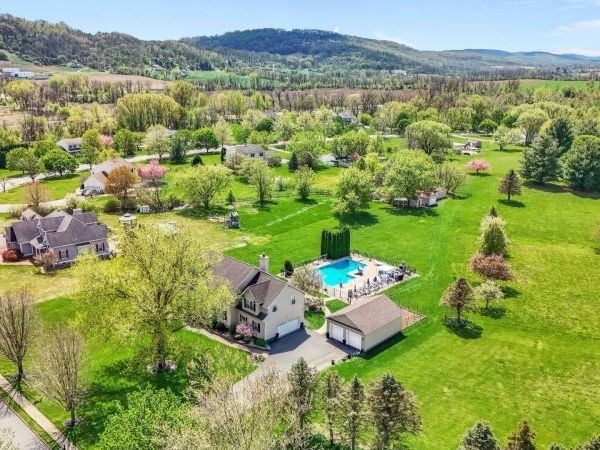6 Quarry Road, Franklin, NJ 08886