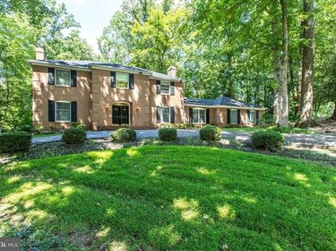 8500 BROOK ROAD, MCLEAN, VA 22102