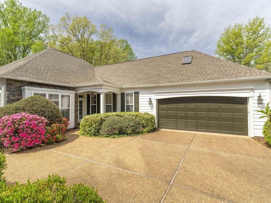 5527 Stonegate Ln, Crozet, VA 22932 Main Photo