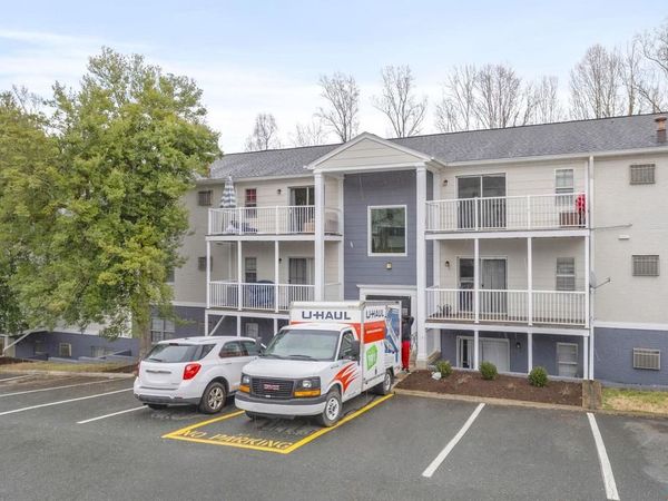 545 BURGOYNE RD , Unit 11, CHARLOTTESVILLE, VA 22901