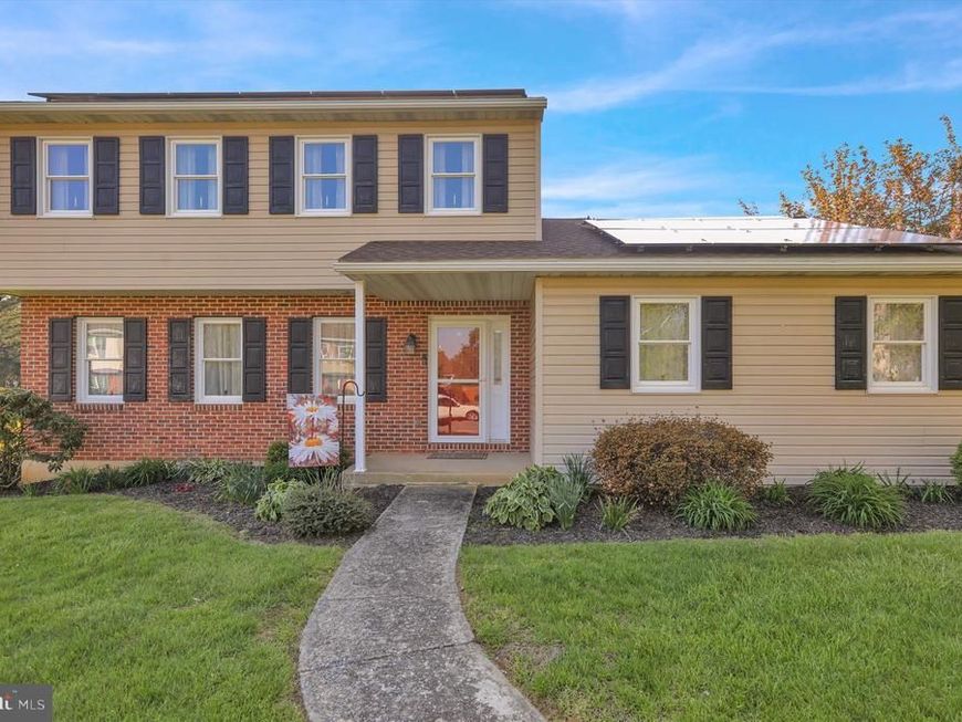 402 Columbus Street, Wernersville, PA 19565 Main Photo