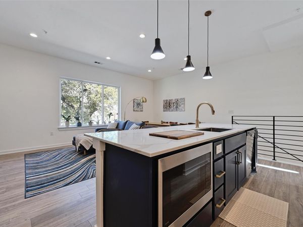 2804 S 1st ST, Unit 2106, Austin, TX 78704