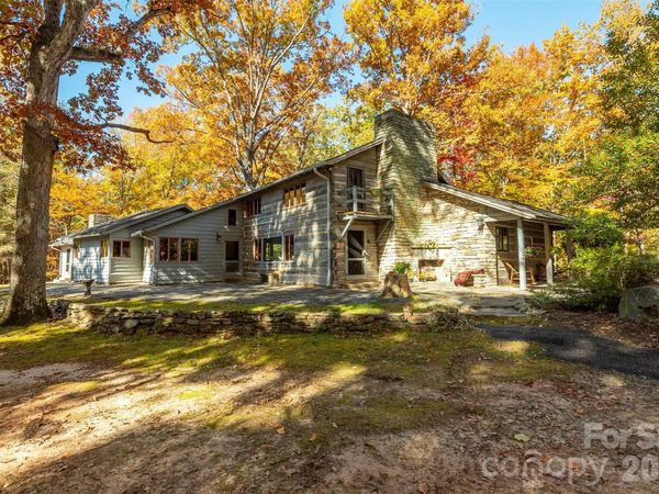 102 Weaver Mill Road , Columbus, NC 28722