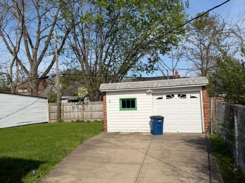 3935 E 176th Street, Cleveland, OH 44128 Photo 11