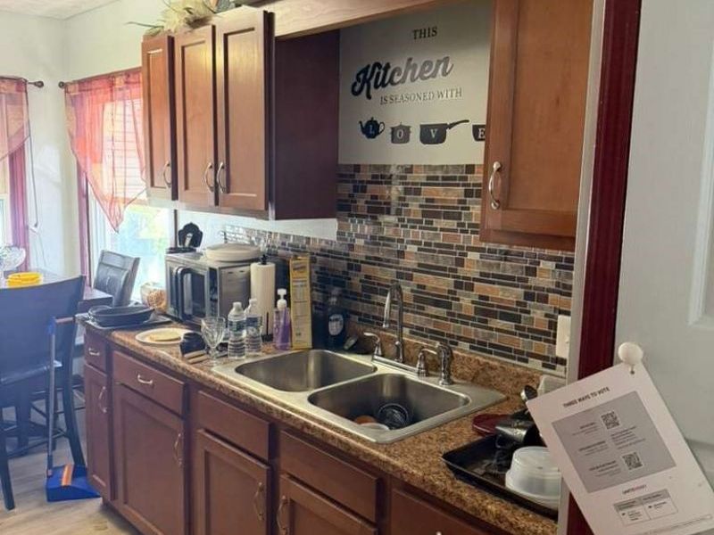 3935 E 176th Street, Cleveland, OH 44128 Photo 9