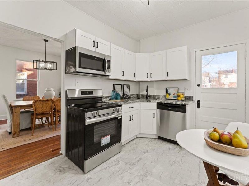 4026 Burwood Avenue, Norwood, OH 45212 Photo 14