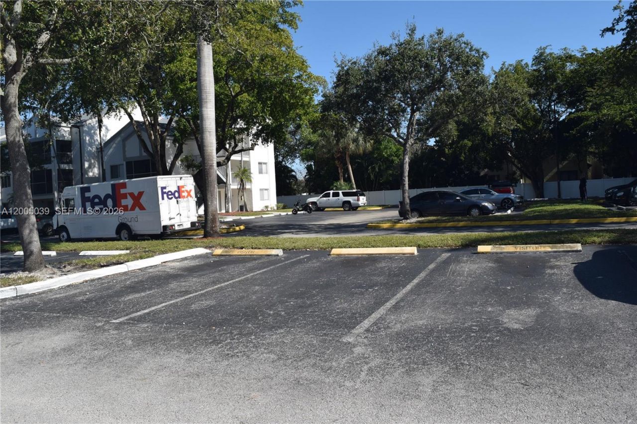 5628 Rock Island Rd , Unit 185, Tamarac, FL 33319 Photo