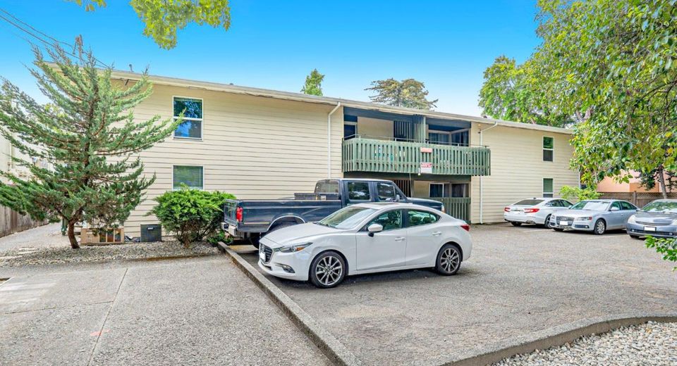 240 2nd St, Davis, CA 95616 Photo