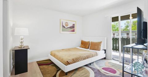 240 2nd St, Davis, CA 95616 Photo