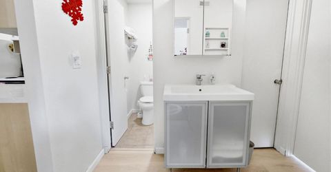 240 2nd St, Davis, CA 95616 Photo