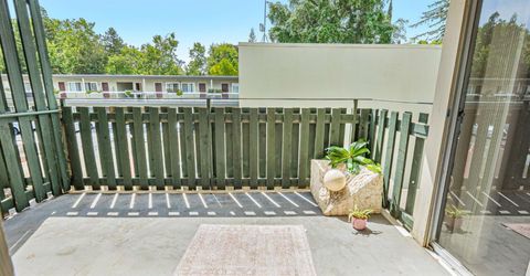 240 2nd St, Davis, CA 95616 Photo