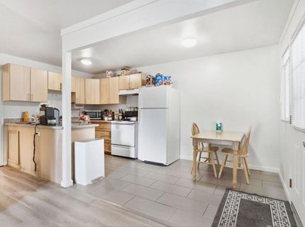 240 2nd St, Davis, CA 95616 Photo