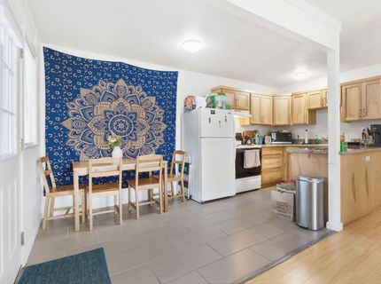 240 2nd St, Davis, CA 95616 Photo