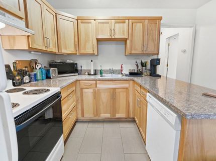 240 2nd St, Davis, CA 95616 Photo