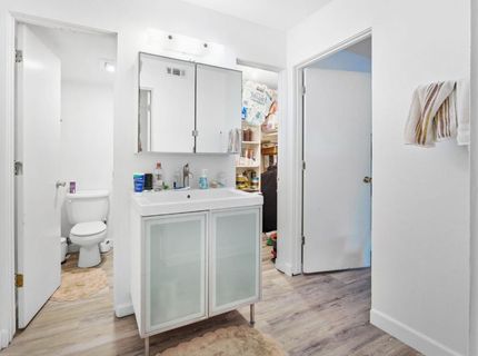 240 2nd St, Davis, CA 95616 Photo