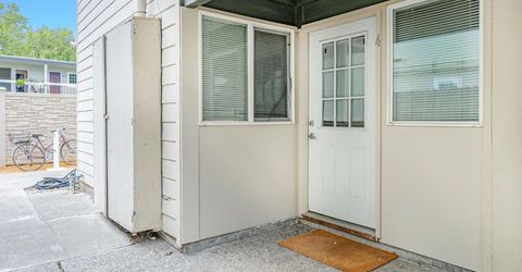 240 2nd St, Davis, CA 95616 Photo