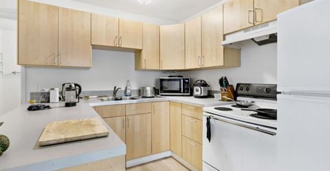 240 2nd St, Davis, CA 95616 Photo