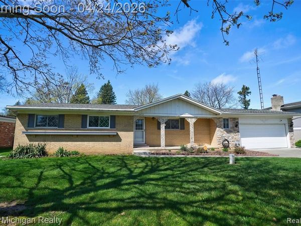 4452 Saint Martins Drive, Flint Twp, MI 48507