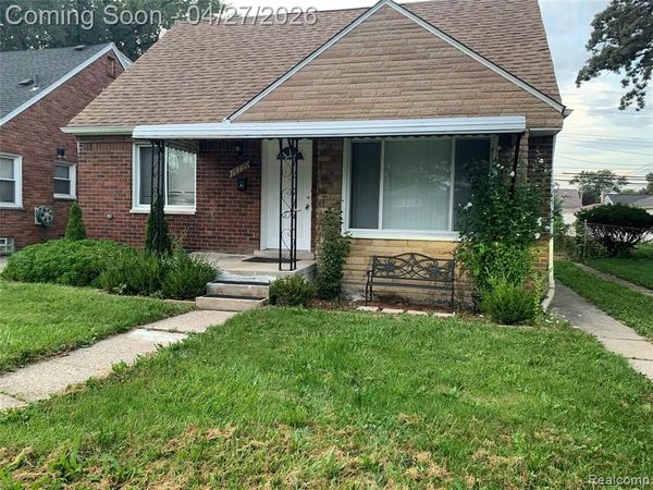 16735 Lincoln Avenue , Eastpointe, MI 48021