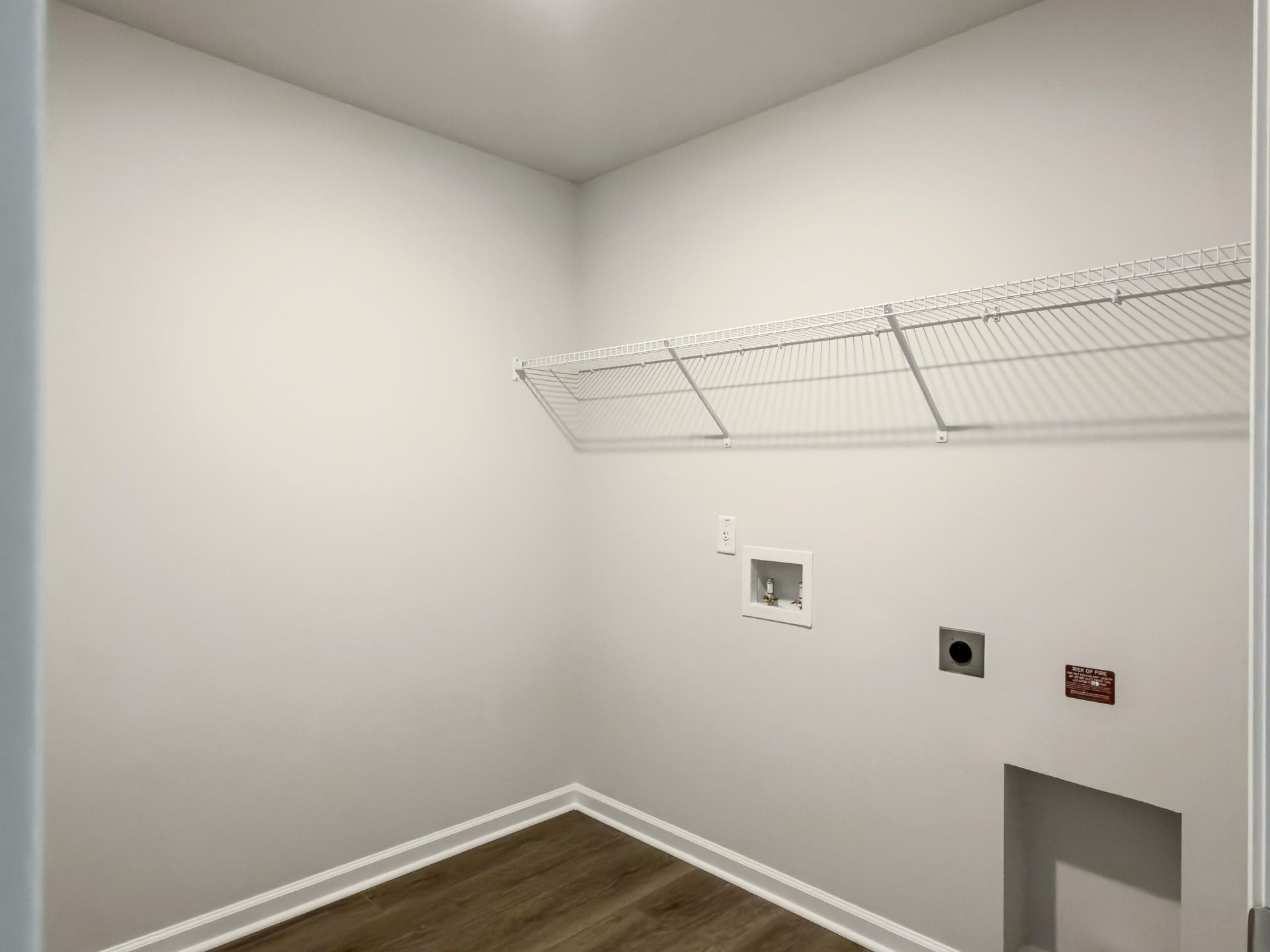 725 Meadowbrook Lane Photo 43