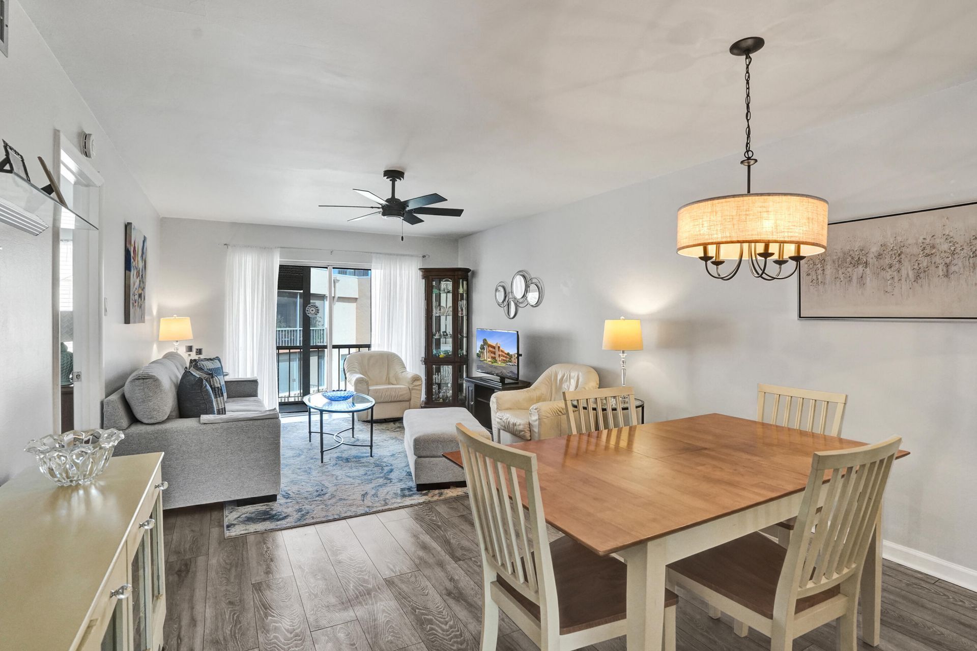 8390 Lagos De Campo Boulevard, Unit 301, Tamarac, FL 33321 Photo