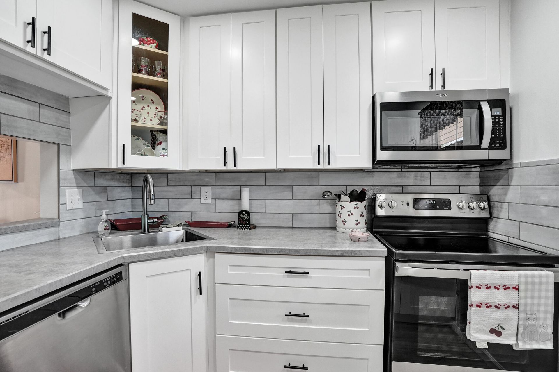 8390 Lagos De Campo Boulevard, Unit 301, Tamarac, FL 33321 Photo