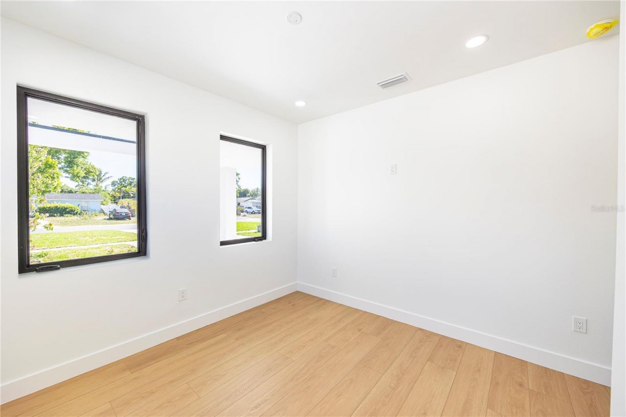 2521 18th Avenue N, Saint Petersburg, FL 33713 Photo