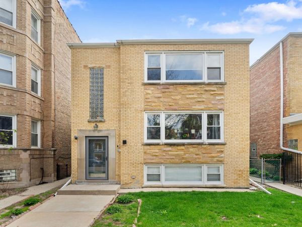5515 N Artesian Avenue , Unit 1, Chicago, IL 60625