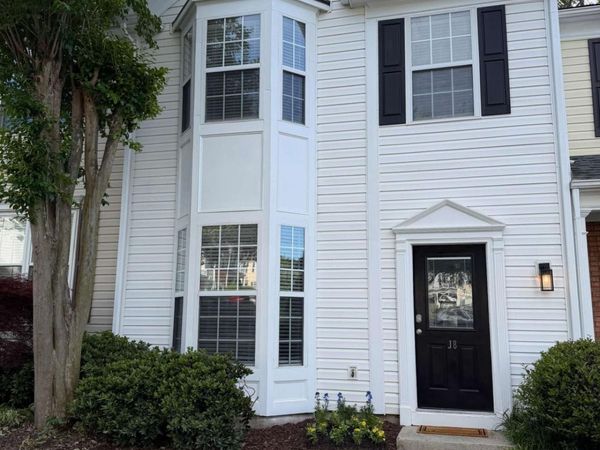 10900 Wittenridge Drive, Unit J8, Alpharetta, GA 30022