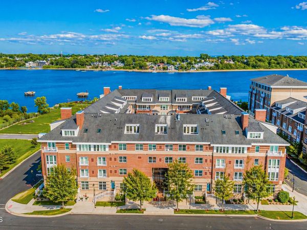 368 Rector Street, Unit 307, Perth Amboy City, NJ 08861