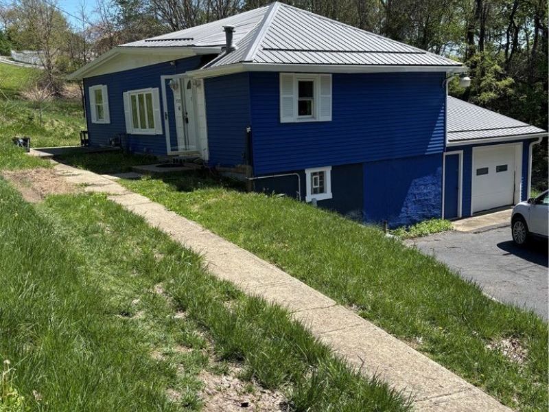 300 Henry, East Liverpool, OH 43920 Photo 1