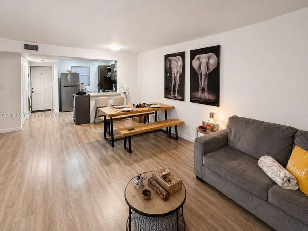 8421 Lagos De Campo Blvd , Unit 309T, Tamarac, FL 33321