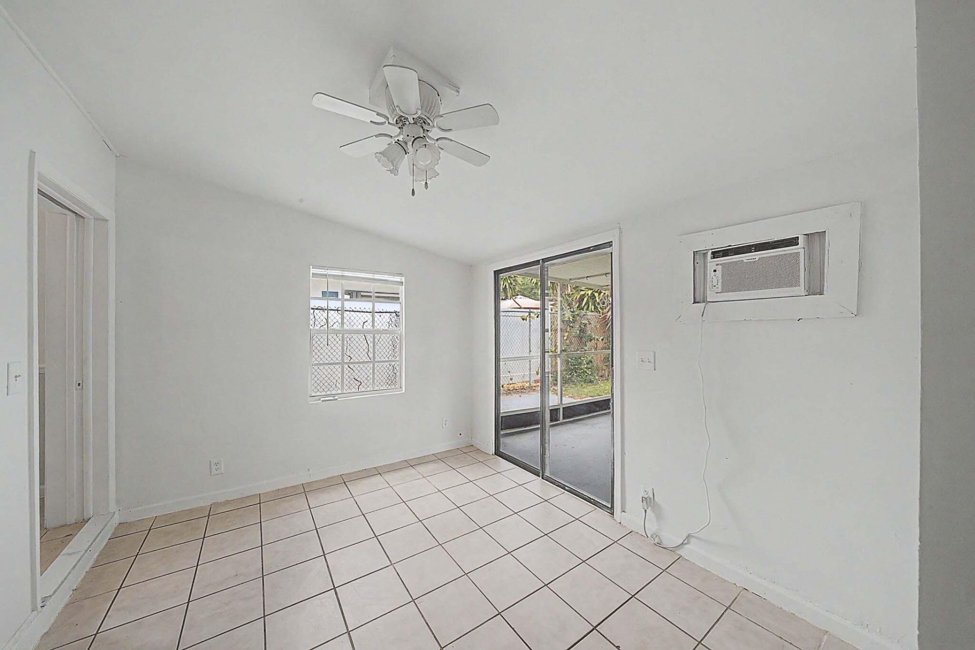 301 SE 21st Avenue, Boynton Beach, FL 33435 Photo