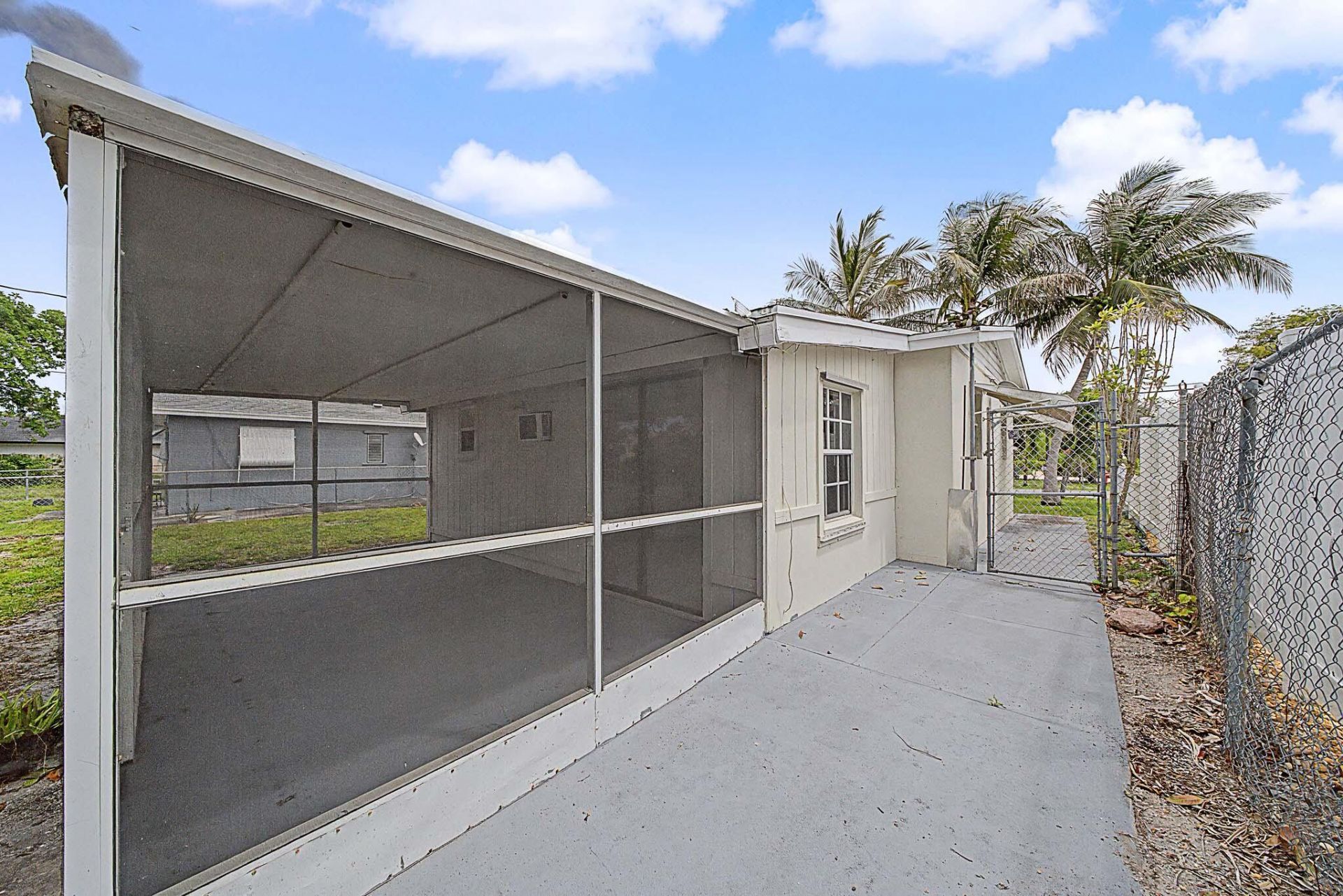 301 SE 21st Avenue, Boynton Beach, FL 33435 Photo